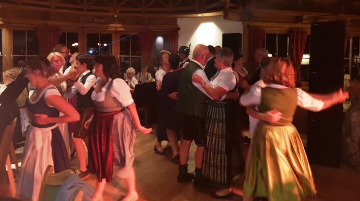 Partystimmung mit der Partyband und Hochzeitstrio X-Large aus Oberösterreich
