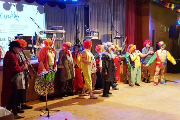 Die Hochzeitsband, Ball Band, Maturaball Band, Tanzmusik und Hochzeitsmusik X-Large spielt Hochzeiten, Bälle und Firmenevents in Oberösterreich, Bayern, Passau, Salzburg und Tirol.