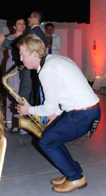 X-Large die Hochzeitsmusik und Hochzeitsband aus Oberösterreich spielt zahlreiche Bälle, Hochzeiten, Firmenevents, Galas, Silvestergala auch in OÖ, Hausruckviertel, Salzkammergut, Oberösterreich, Mühlviertel, Niederösterreich, Salzburg, Bayern, Niederbayern, Passau und Tirol