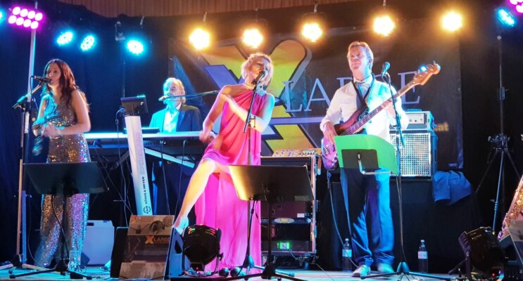 Let's have a Party mit X-Large der Partyband aus OÖ
