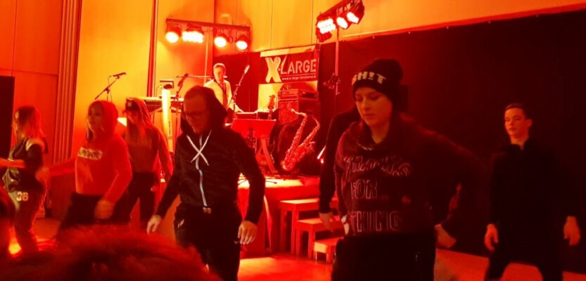 X-Large die Tanzmusik aus Oberösterreich beim JVP Ball in Dorf an der Pram.