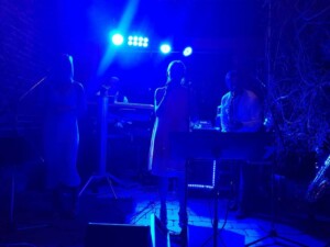 X-Large die Hochzeitsmusik und Hochzeitsband aus Oberösterreich spielt zahlreiche Bälle, Hochzeiten, Firmenevents, Galas, Silvestergala auch in OÖ, Innviertel, Hausruckviertel, Salzkammergut, Oberösterreich, Mühlviertel, Niederösterreich, Salzburg, Bayern, Passau und Tirol